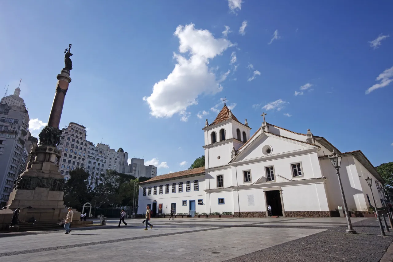 De uma Missa nasce São Paulo