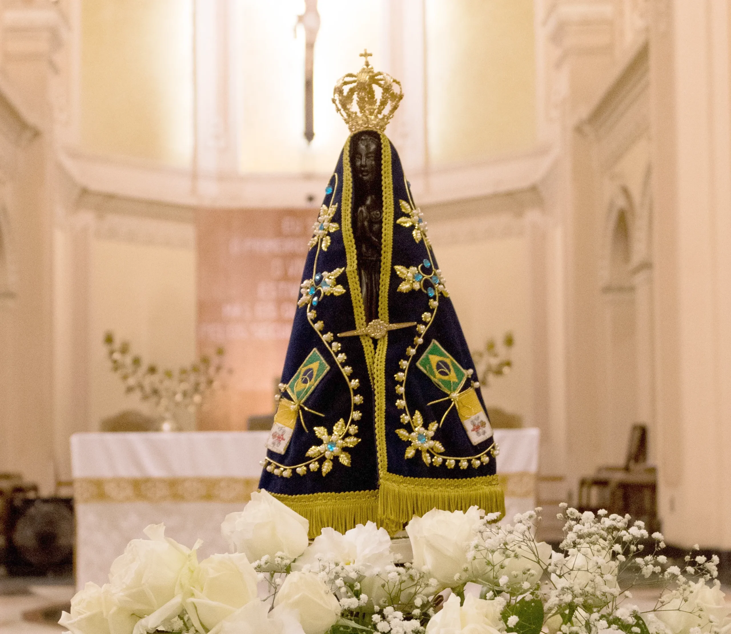 Consagração a Nossa Senhora Aparecida, Rainha do Brasil